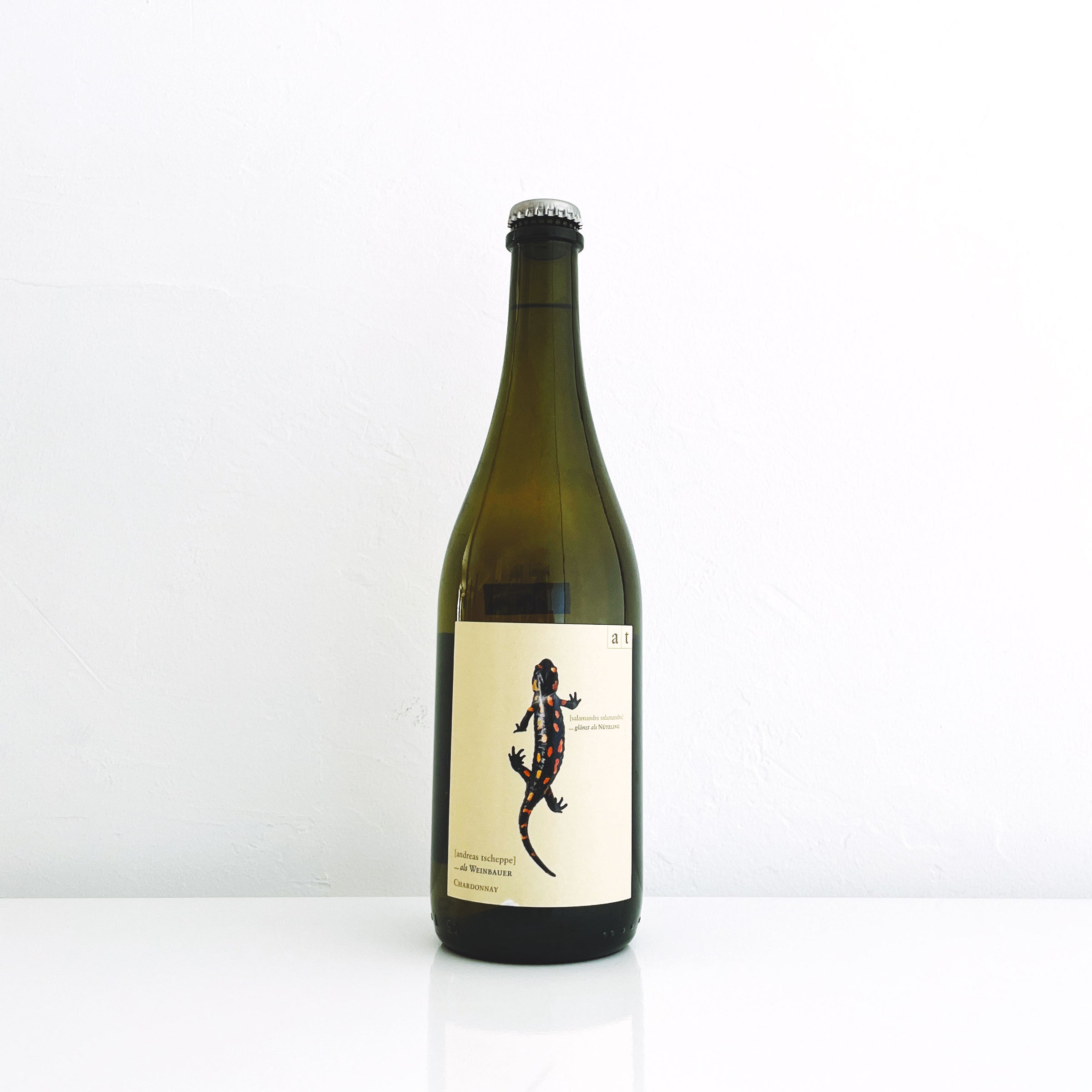 ツェッペ　サラマンダー　シャルドネ 2021 750ml Floral & Fruity — Semi-Sparkling Chardonnay, “Salamander